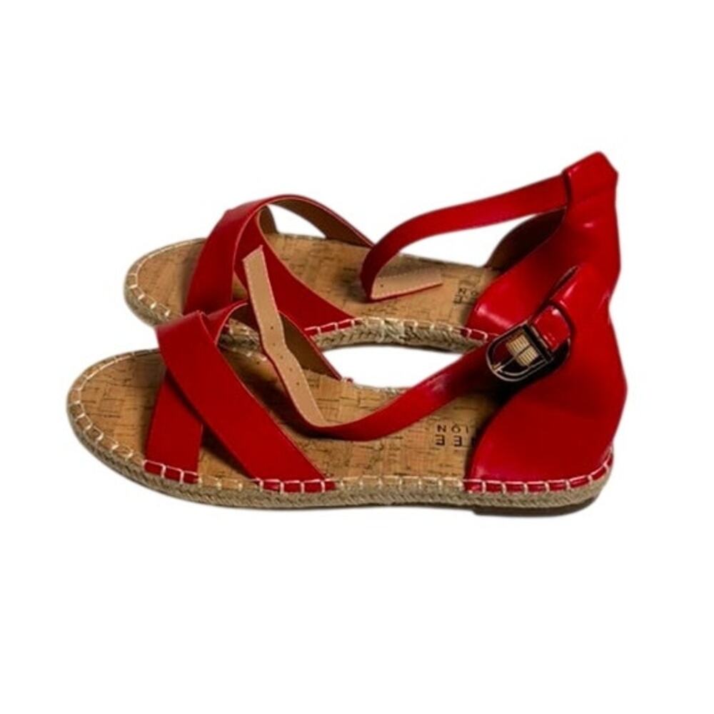 Journee Women's Medium and Wide Width Lyddia Espadrille Flat Sandals, Red 9